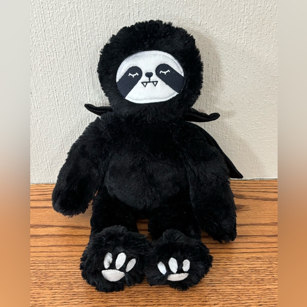 SLUMBERKINS Vlad Vampire Sloth Rare HTF Halloween Plush